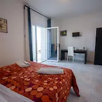 Torre Del Bed & Breakfast